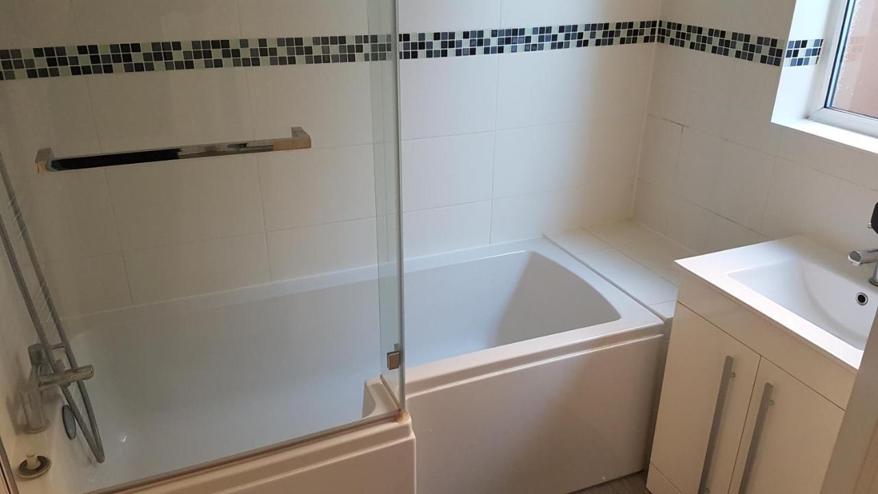 Private Rooms Just 19 Minutes From Central London Northfleet Exteriör bild